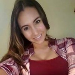 Carolyn Nicole