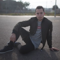 Adrián Casáis - official