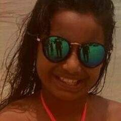 Anna Clara Lopes