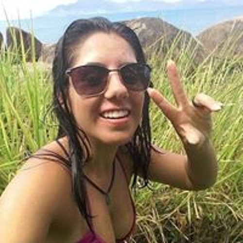Maria Julia’s avatar