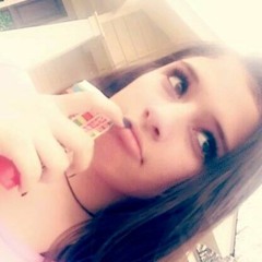 Minevah Renee Hogeland