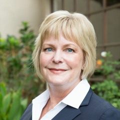 Dr. Leslie Loubier