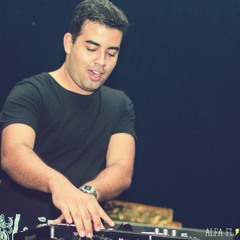 THIAGO RÍBERO