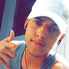 Robert Moreira