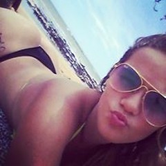 Lara Rocha