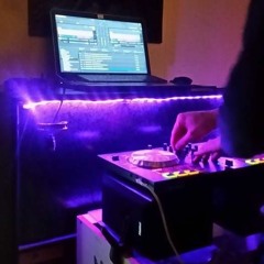 Leeh van Techno