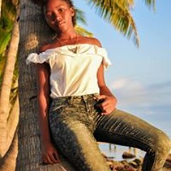 Xåy'Vâughñ Cåštïllø