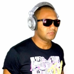 DJ Adriano Marins