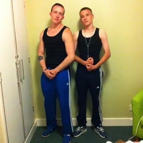 Danny Bond Essentials Volume 7 - CD1 - Track 10