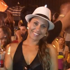 Daniela Carneiro
