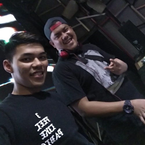 Coldplay - Hymn For The Weekend (Eleven'D X M.I.B.O Bootleg)PREVIEW