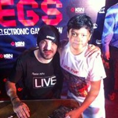 Max Zamora
