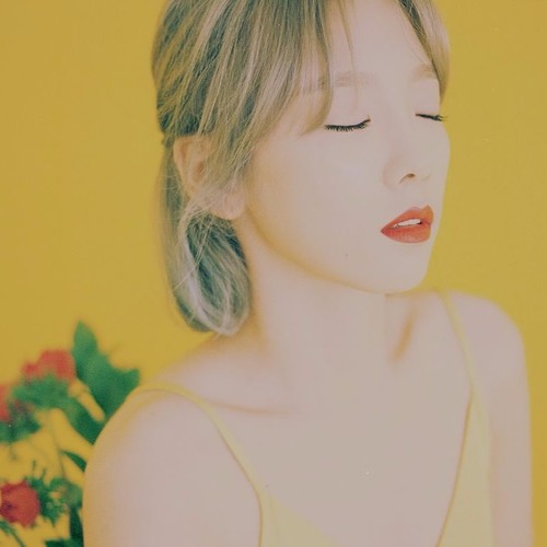Taeyeon Snsd GIF Taeyeon Snsd Girlsgeneration Discover Share GIFs