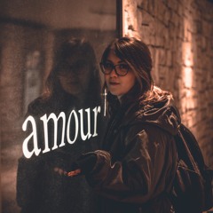 Amour la petite naufragée