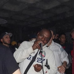 mc m-o