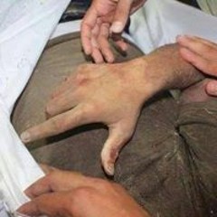 بدمي سأكتب قصتي و اليوم أمضي بيعتي