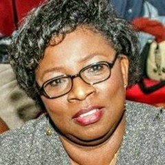 HÉLÈNE TOPOU