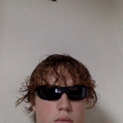 DJ LYNØ