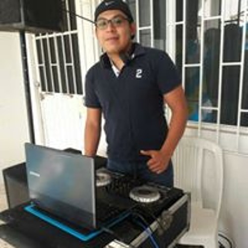 Luis Trujillo’s avatar