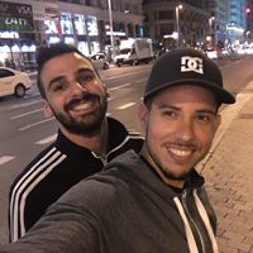 Daniel Eduardo’s avatar