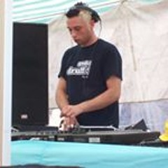 Let's grove the beat