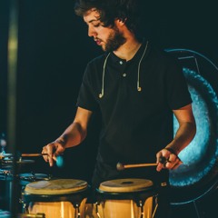 Vitor Castro - Percussion