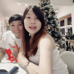 Quần Đùi Chấm Bi