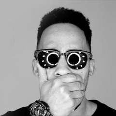 L U K E   L O N D O N