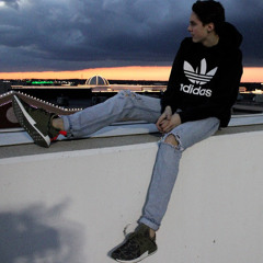 Camden Wheatley (CWVlogs)