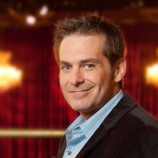 It's the Jimmy Dore show!