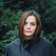 Настя Кньовець