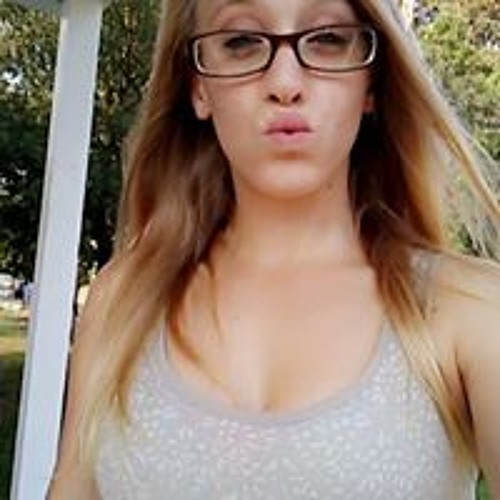 Brianna Nicole Fink’s avatar
