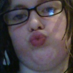 Kaylie_loves_friends