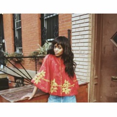 Elle Lion