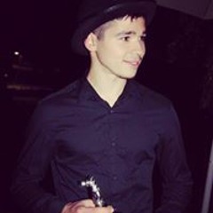 Валентин Добрев