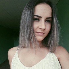 Flávia Freire Gonçalves