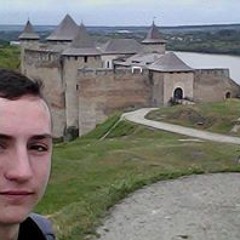 Роман Педченко