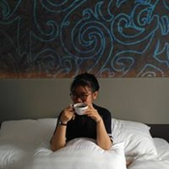 Annisa Sukma W
