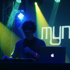 :: Mynah ::