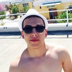 Алмас Сиражатов