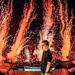 the chainsmoker