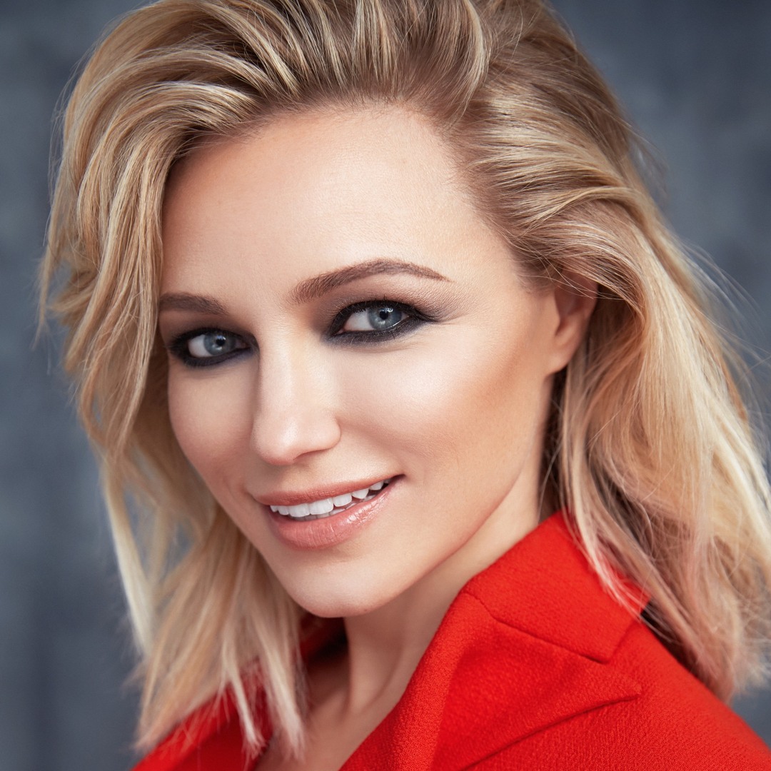 Tatilda onasini sikayotgan ogli haqidagi porno multfilmni tomosha qiling.