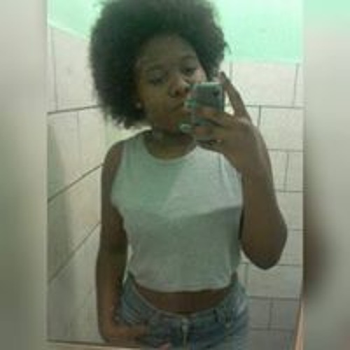 Eliza Souza’s avatar