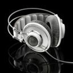 Dj Side Kris //(aka Chris de la Costa)