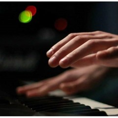 Maxi-Alva-Piano