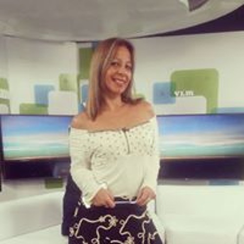 Natalia Mantineo’s avatar