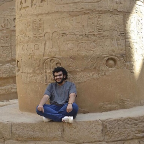 بالأصول اديك يا عمري عمري كله