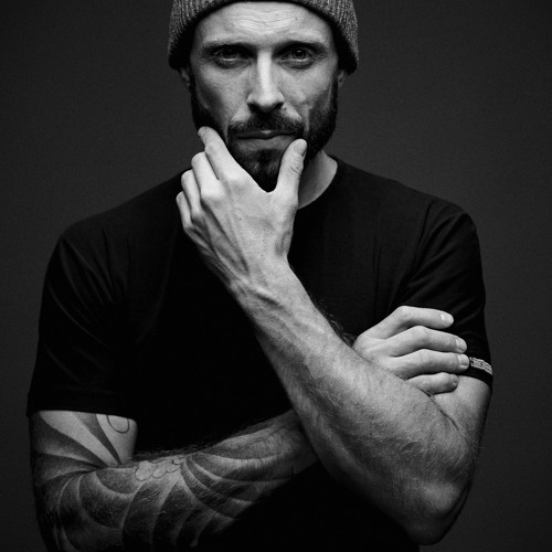 Stream Nelson De Jesus music Listen to songs, albums, playlists for