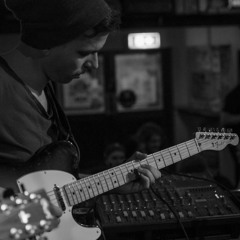 Sniffy G - Flyin through the times ft. Madhouse