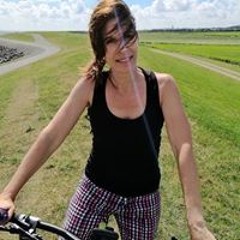 Anne-Marie van Holst